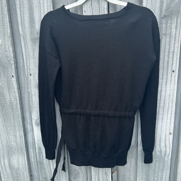 Black V-Neck Sweater with Waist Tie - Picture 5 of 9